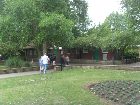 1-Fulham-014