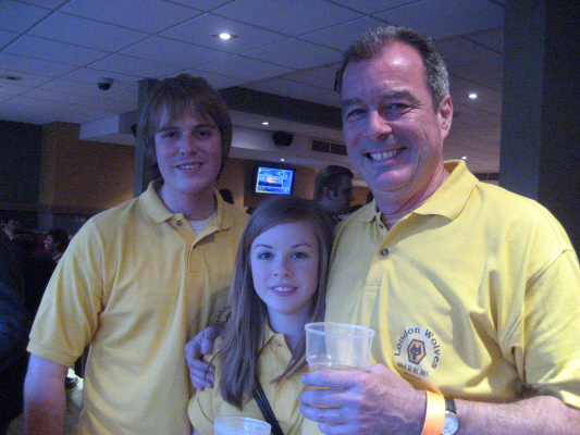 1-london wolves go to the dogs 017