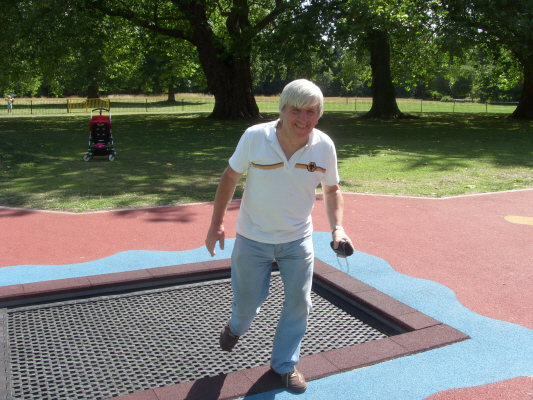 S73R0072boing boing